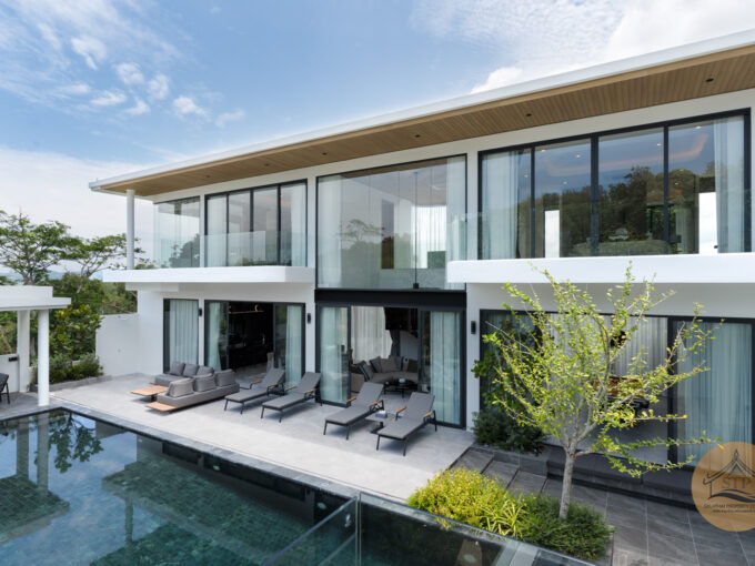 Salathai STD218 The Menara Luxury 8 -